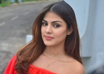 सुशान्तको बैंकबाट रियाले निकालेकी थिइन् र १५ करोड