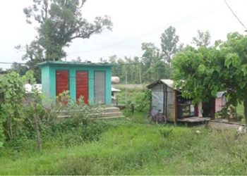दुई सय जना लाई ३ ओटा सौचालय मात्र  , सौच गर्न लाईन बस्नुपर्ने बाध्यता