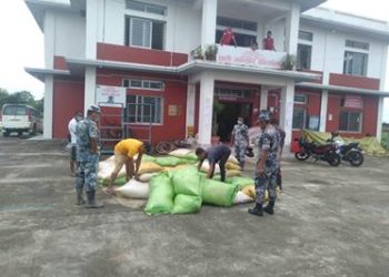 मल तस्करीमा प्रयोग डुङ्गासहित १ सय ६ बोरी रसायनिक मल बरामत