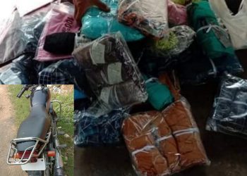 प्रहरीद्वारा अवैध कपडासहितको मोटरसाइकल बरामद