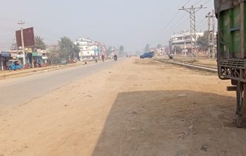 टीकापुर क्षेत्रका बजारहरु बिहानैदेखि बन्द