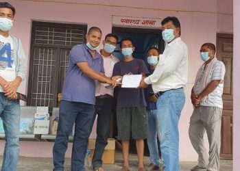 आरपिएन गुरुपको समन्वयमा टीकापुर, जानकी र जोशिपुरमा स्वास्थ्य सामाग्री वितरण