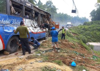 महेन्द्रनगर आइरहेको बस दुर्घटनाः ३ को मृत्यु २० घाइते (बिबरणसहित)