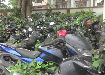 कैलालीका भन्सारमा थन्काइएका सवारी साधनका पार्टपुर्जा गायब