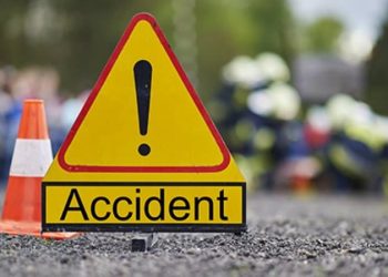 कैलालीमा बसको ठक्कर बाट २ जना गम्भिर घाइते