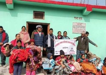 वडा कार्यालयद्वारा न्यानो कपडा वितरण