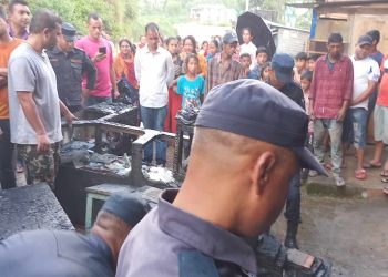 सुनचाँदी पसलमा आगलागी