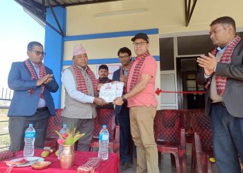 १६ शैयाको सामुदायिक बहुउद्देश्यीय भवन नगरपालिकालाई हस्तान्तरण