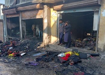 बझाङको चैनपुर बजारमा आगलागी