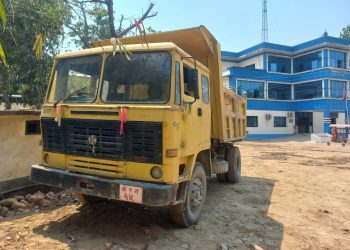 धनगढी उपमहानगरको टिप्परले ठक्कर दिँदा एक पुरुष घाइते