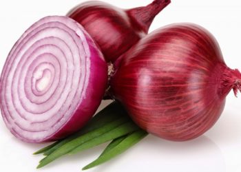 गर्मीमा काँचो प्याज खानुका फाइदा