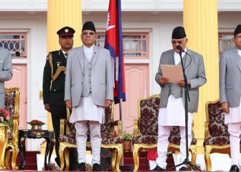 नवनियुक्त प्रधानमन्त्री ओलीले लिए शपथ