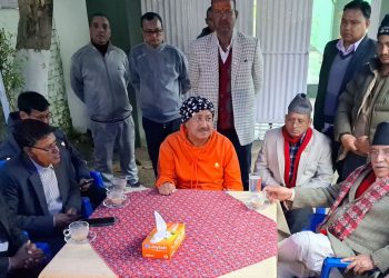 धनगढी उपमहानगरका नगरप्रमुख हमालको निवासमा प्रचण्ड