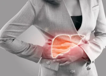 कलेजोमा कुनै समस्या छ ? यी लक्षण शरीरमा देखिन थालेमा बेवास्ता नगर्नुहोस्