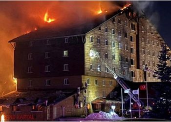 टर्कीको एक होटलमा आगलागी हुँदा ७६ जनाको मृत्यु