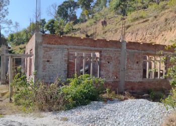 बैतडीमा निर्माणाधीन स्वास्थ्य चौकी अलपत्र